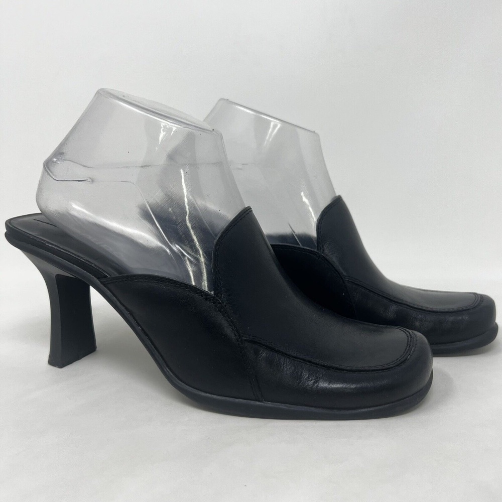 Maripe Women's Black Leather Heeled Loafer Size 8.5